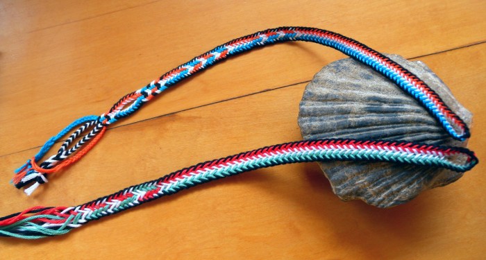 2 finger loop braid pattern samplers made with color-linking. Loop manipulation/ fingerloop braiding