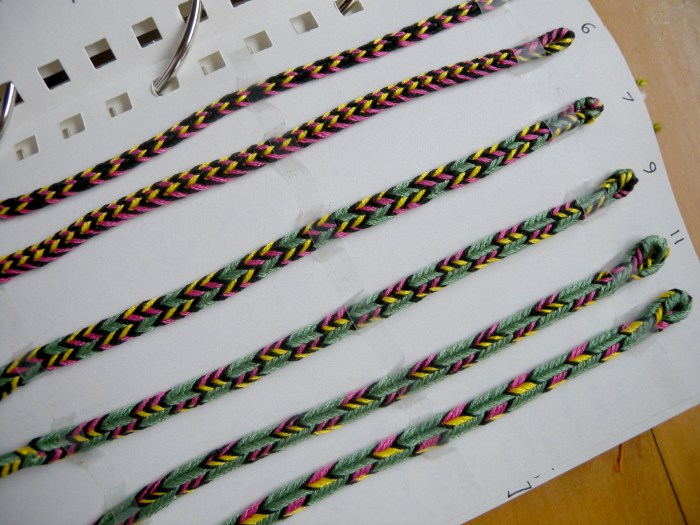 Triangle braids of 5-11 loops