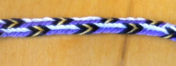 9-loop triangle braid